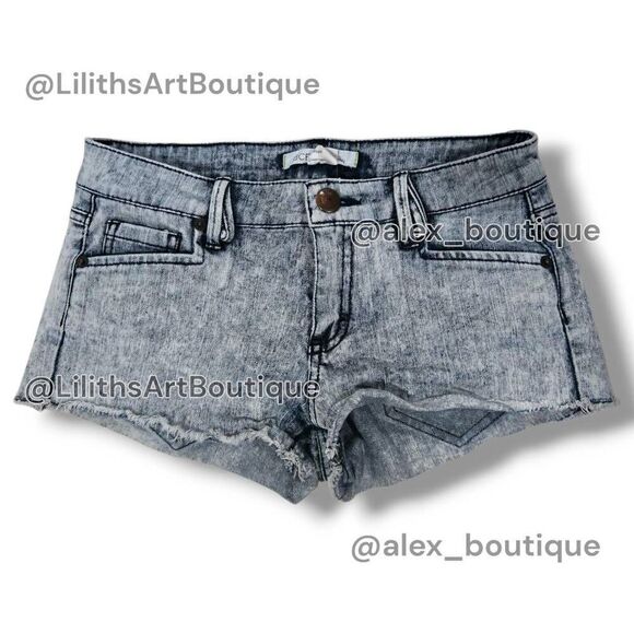 BCBGeneration Jackson Short Jeans(A063)-Size 23 for Women - Picture 1 of 5